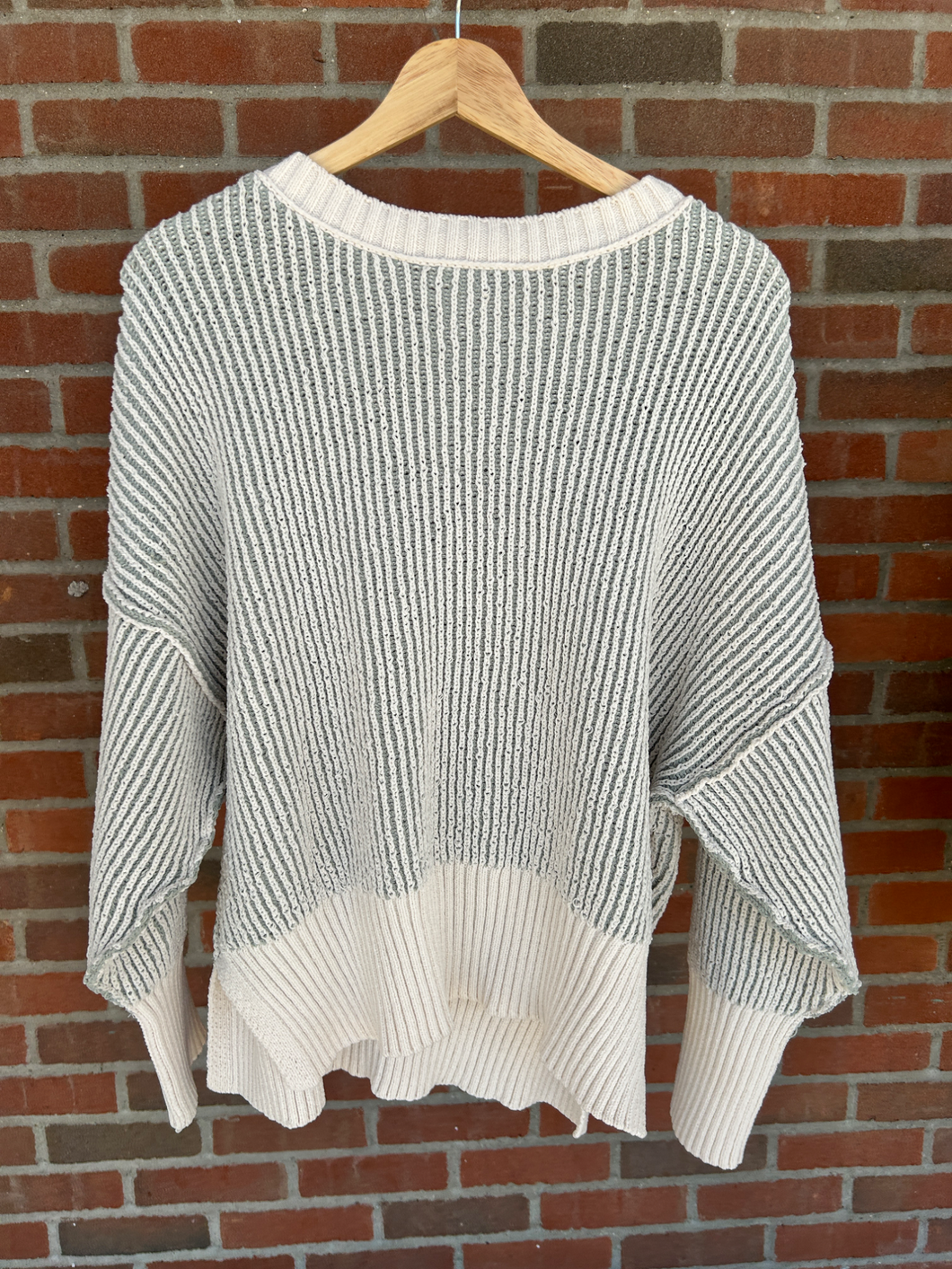 Altar'd State Sweater Size Small
