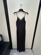 Load image into Gallery viewer, Express Maxi Dress Size Extra Small
