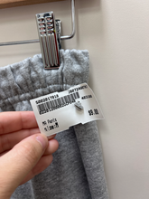 Load image into Gallery viewer, Athletic Pants Size Medium

