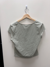 Load image into Gallery viewer, Garage Short Sleeve Top Size Extra Large
