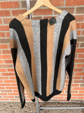 Load image into Gallery viewer, Levi Sweater Size Medium
