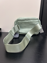 Load image into Gallery viewer, Purse
