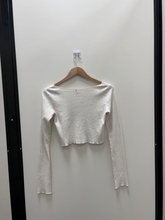 Load image into Gallery viewer, Brandy Melville Long Sleeve Top Size Small
