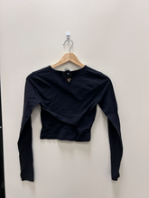Load image into Gallery viewer, Aritzia Long Sleeve Top Size Extra Small
