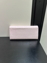 Load image into Gallery viewer, Juicy Couture Purse
