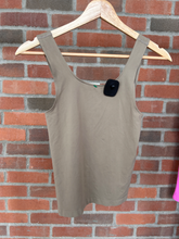 Load image into Gallery viewer, Skims Tank Top Size Medium
