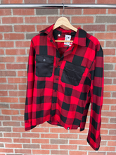 Load image into Gallery viewer, Ccm Long Sleeve Top Size Small
