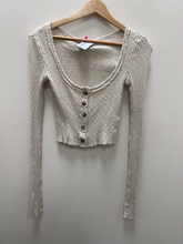 Load image into Gallery viewer, Urban Outfitters ( U ) Long Sleeve Top Size Medium
