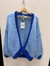 Load image into Gallery viewer, Princess Polly Sweater Size Small
