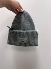 Load image into Gallery viewer, Hat
