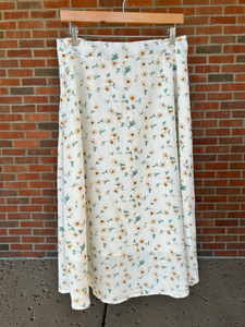 Dazy Long Skirt Size Extra Large