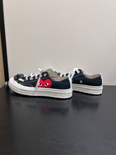 Load image into Gallery viewer, Converse Casual Shoes Womens 7
