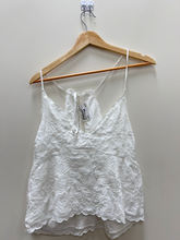 Load image into Gallery viewer, American Eagle Tank Top Size Medium
