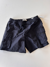 Load image into Gallery viewer, Pac Sun Athletic Shorts Size Medium
