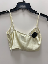 Load image into Gallery viewer, Princess Polly Tank Top Size Small
