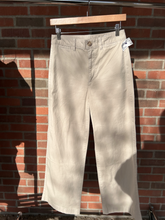 Load image into Gallery viewer, Gap Pants Size 3/4 (27)
