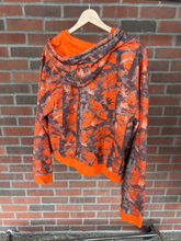 Load image into Gallery viewer, Bdg Sweatshirt Size Large
