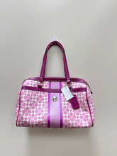 Load image into Gallery viewer, Coach Purse
