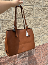 Load image into Gallery viewer, Purse
