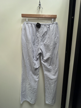 Load image into Gallery viewer, Brandy Melville Pants Size Small
