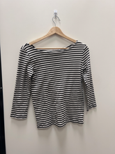 Load image into Gallery viewer, Brandy Melville Long Sleeve Top Size Medium

