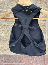 Load image into Gallery viewer, Lulu Lemon Athletic Top Size Large
