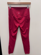 Load image into Gallery viewer, Athleta Athletic Pants Size Small
