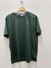Load image into Gallery viewer, Reebok Athletic Top Size Small
