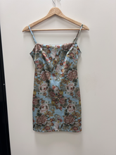 Load image into Gallery viewer, Urban Outfitters ( U ) Dress Size Medium
