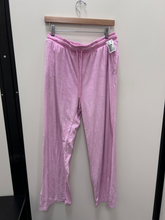 Load image into Gallery viewer, Juicy Couture Pants Size Extra Large
