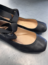 Load image into Gallery viewer, Jessica Simpson Casual Shoes Womens 8
