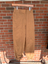 Load image into Gallery viewer, Asos Pants Size 3/4 (27)
