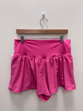 Load image into Gallery viewer, Aerie Athletic Shorts Size Extra Large
