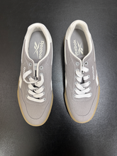 Load image into Gallery viewer, Reebok Mens Athletic Shoes Mens 8
