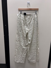 Load image into Gallery viewer, Aerie Pants Size Small
