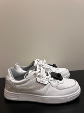 Load image into Gallery viewer, Casual Shoes Mens 10
