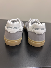 Load image into Gallery viewer, Reebok Mens Athletic Shoes Mens 8
