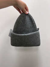 Load image into Gallery viewer, Hat
