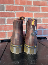 Load image into Gallery viewer, Dr Martens Boots Womens 7
