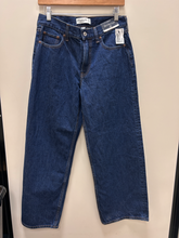 Load image into Gallery viewer, Abercrombie &amp; Fitch Denim Size 1 (25)
