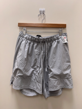 Load image into Gallery viewer, Nike Dri Fit Athletic Shorts Size Large

