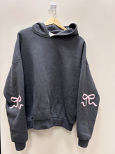 Load image into Gallery viewer, Edikted Sweatshirt Size Medium
