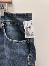 Load image into Gallery viewer, Seven7 Denim Size 38
