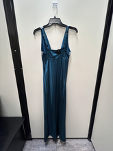 Load image into Gallery viewer, Wild Fable Maxi Dress Size Small
