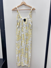 Load image into Gallery viewer, Monteau Maxi Dress Size Medium
