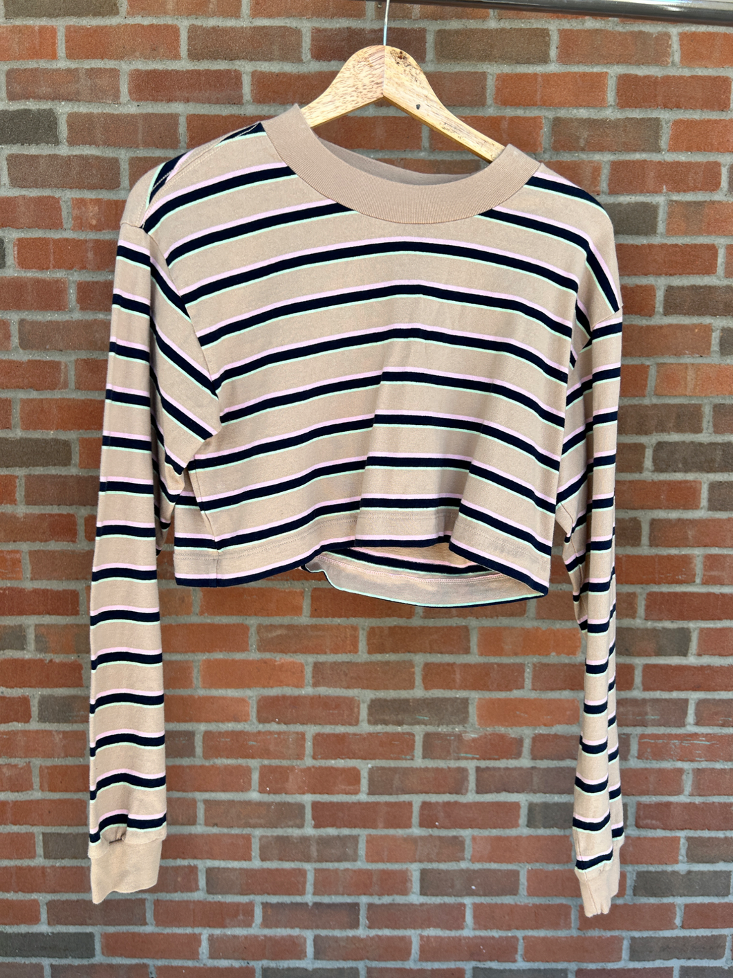 Tna Long Sleeve Top Size Small