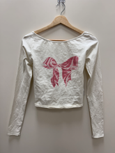 Load image into Gallery viewer, Urban Outfitters ( U ) Long Sleeve Top Size Small
