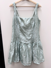 Load image into Gallery viewer, Lulus Dress Size Extra Large
