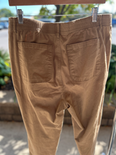 Load image into Gallery viewer, Kensie Pants Size 13/14 (32)
