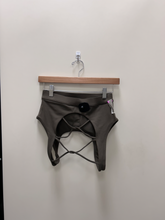 Load image into Gallery viewer, P'tula Sports Bra Size Medium
